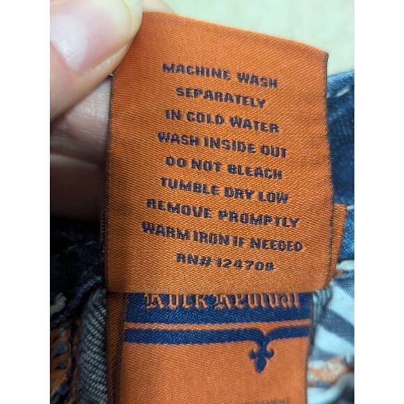 Rock Revival Women's Blue Light Wash Distressed Heather Capri Jeans Size 26 - Picture 10 of 10